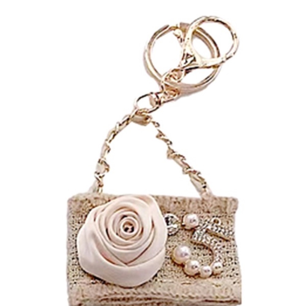 NWT! TWEED Elegant Beige Keychain with Rose Camila and Pearls Bag